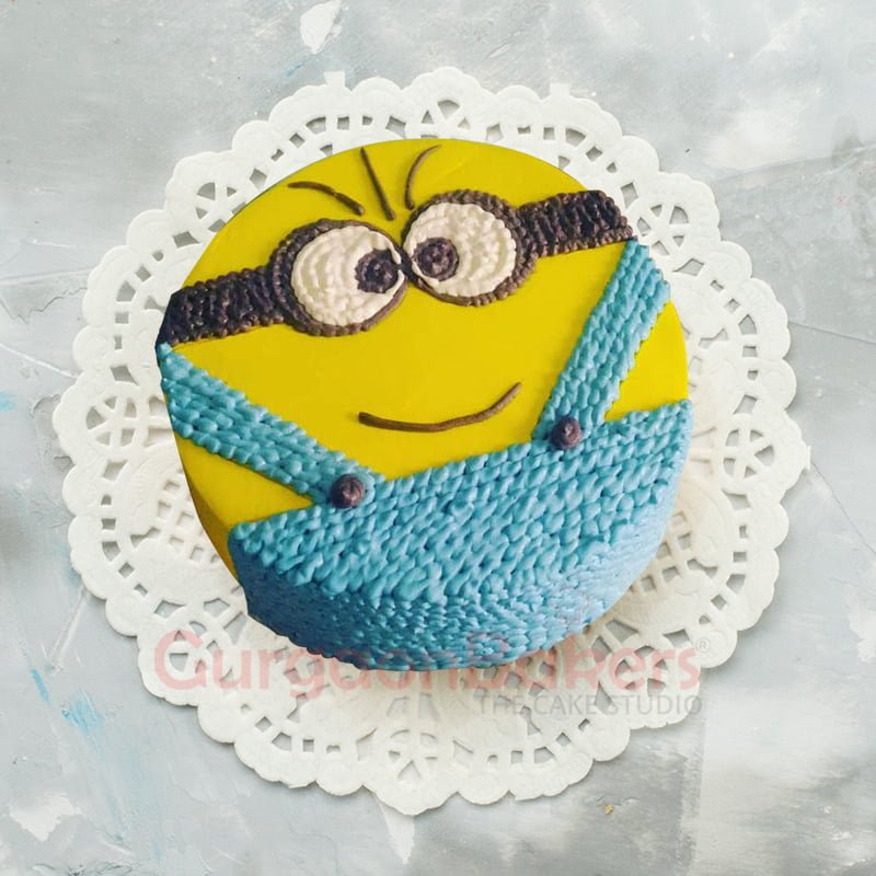 adorable minion cake