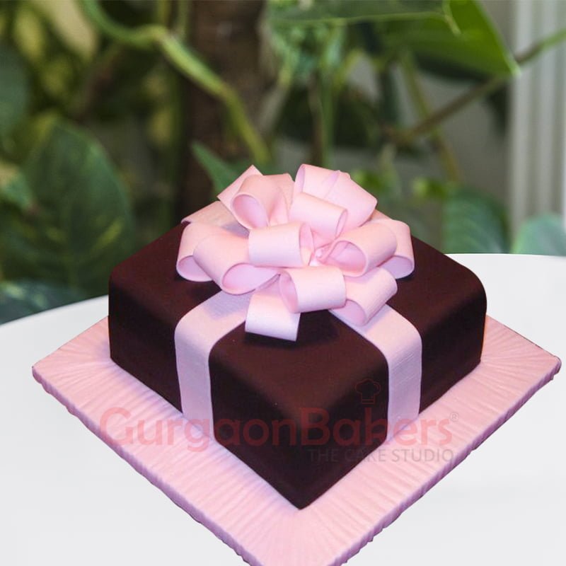 box with love birthday cake