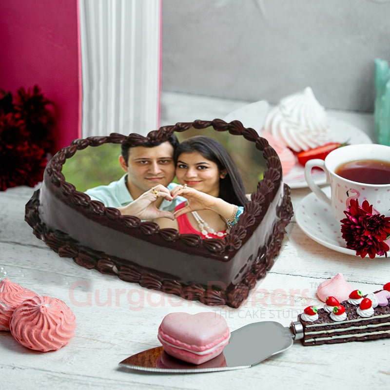 printed heart photo cake