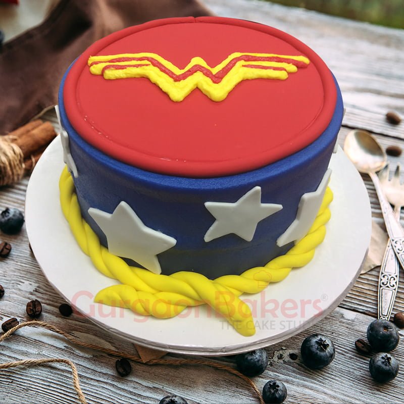 wonderful wonder woman cake