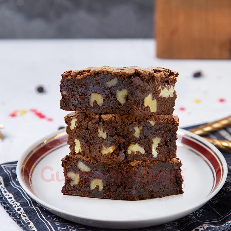 classic-walnut-brownies